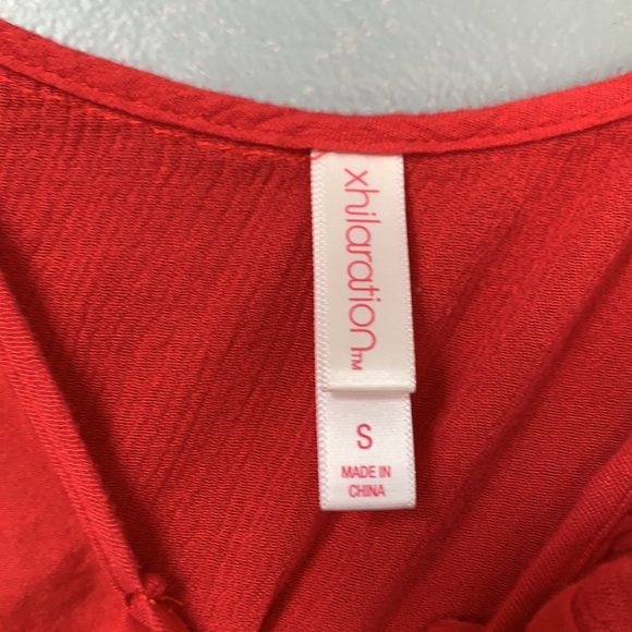 Red Floral Shoulder Top - Picture 6 of 6